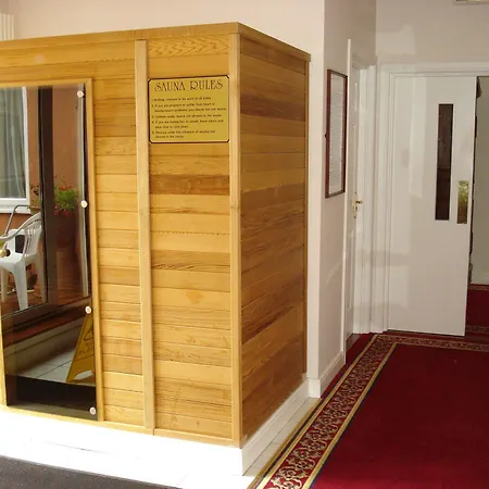 ゲストハウス Ashlee コーク